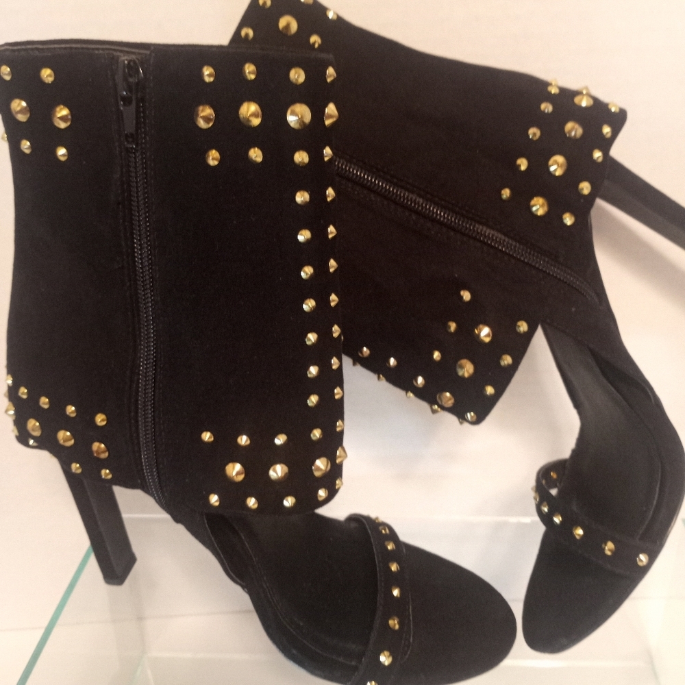 Olivia Ferguson Studded Ankle Wrap Open-toe Suede Heels Size 8